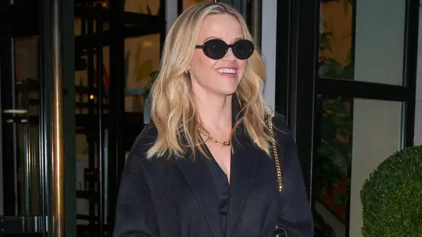 Reese Witherspoon out in New York City