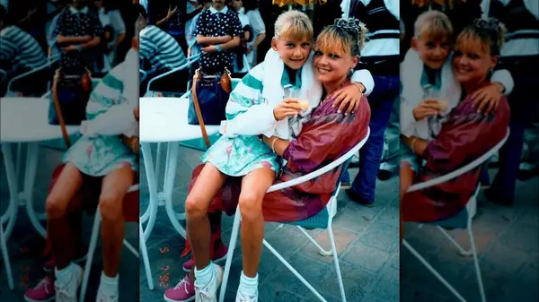 Young Anna Kournikova with her mom