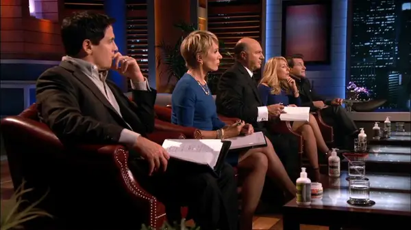 Sharks listen to Saavy Naturals pitch on Shark Tank Season 7