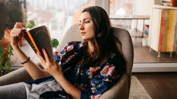 5 seleccions de llibres dels anys 2020 que fins i tot els adults poden gaudir