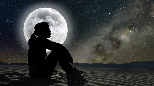 Com utilitzar la lluna plena de juliol com a oportunitat per créixer i reflexionar