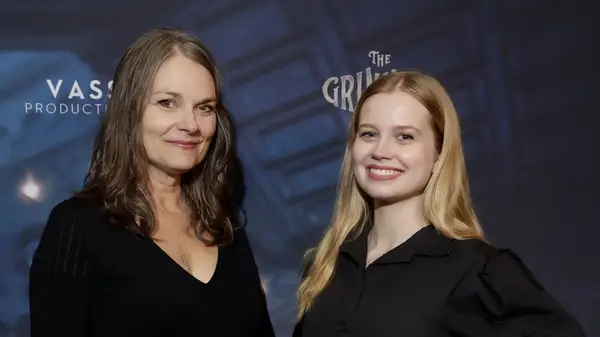 Kate Rice and Angourie Rice wearing black