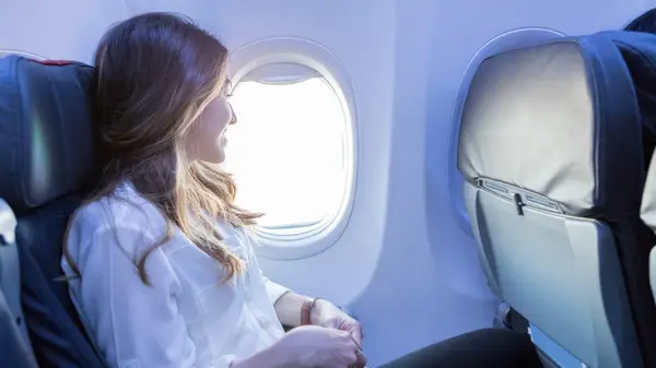 飛行機でこれらの5つの靴を履く前によく考えてください