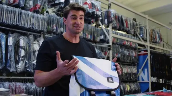 Esto es lo que pasó con bolsas raras después del tanque de tiburón