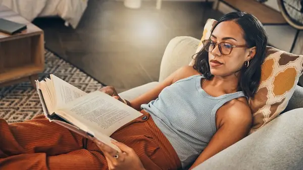 6 ספרי רומנטיקה הוקי חיוניים לבדוק אם אתה טירון לז'אנר