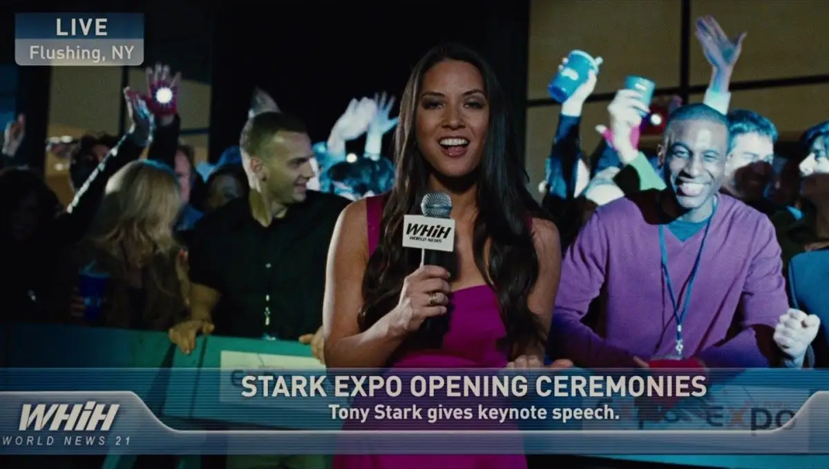 Munn nel ruolo del giornalista Chess Roberts.