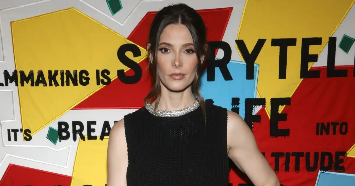 Ashley Greene na červeném koberci