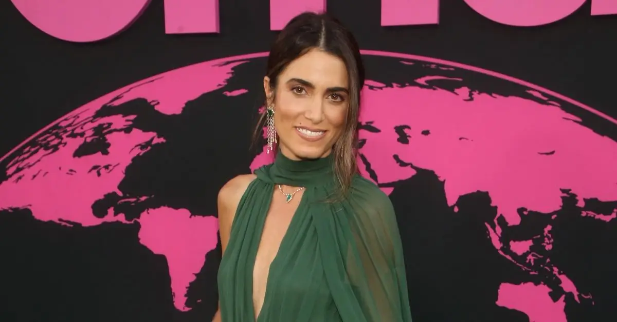 Nikki Reed na červeném koberci