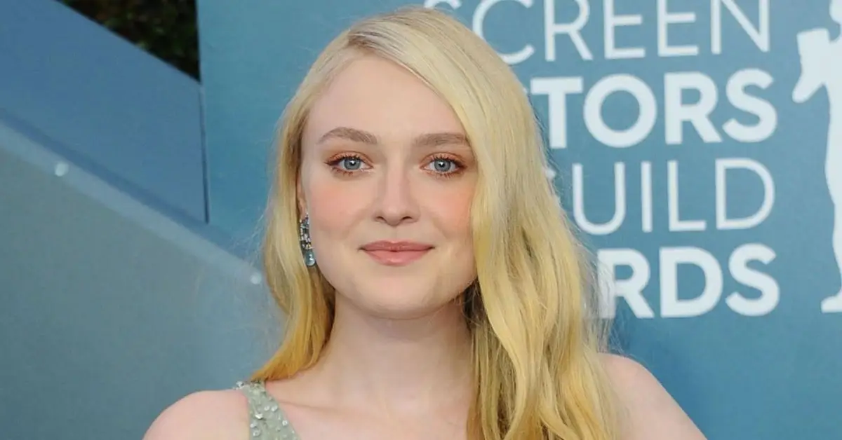 Dakota Fanning na červeném koberci