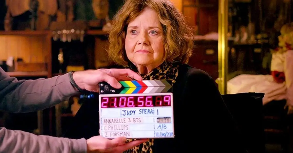 Ed와 Lorraine의 딸은 부모의 기괴하고 초자연적인 생활 방식에 대해 어떻게 생각합니까?