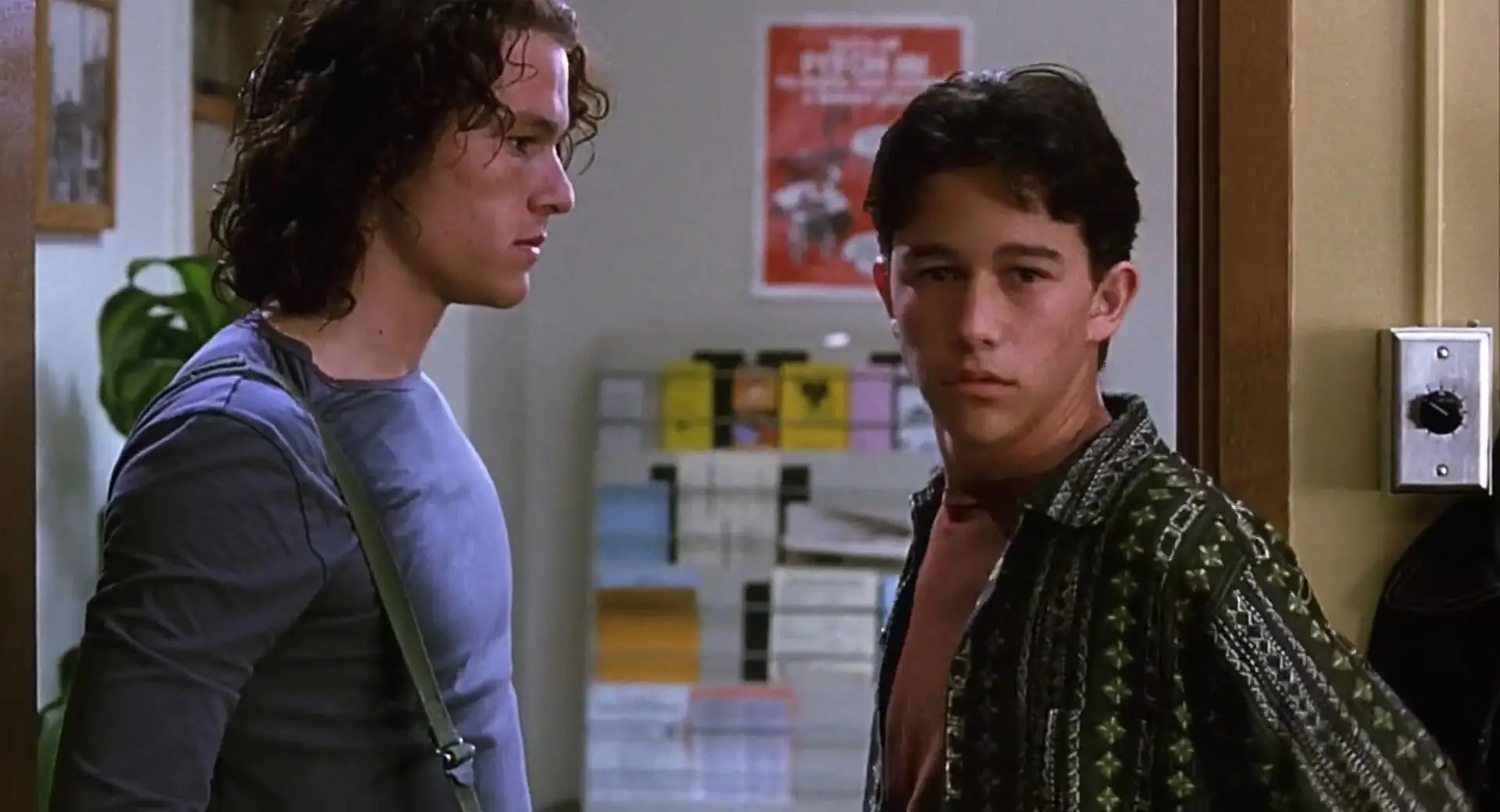 내가 당신을 싫어하는 10가지 이유에 출연한 레저와 고든 레빗