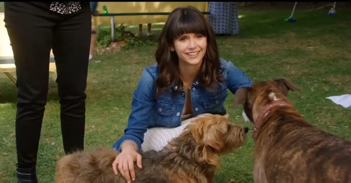 Nina Dobrev interpretant a Elizabeth a Dog Days