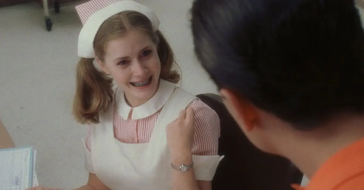 Amy Adams y Leonardo DiCaprio de Atrápame si puedes