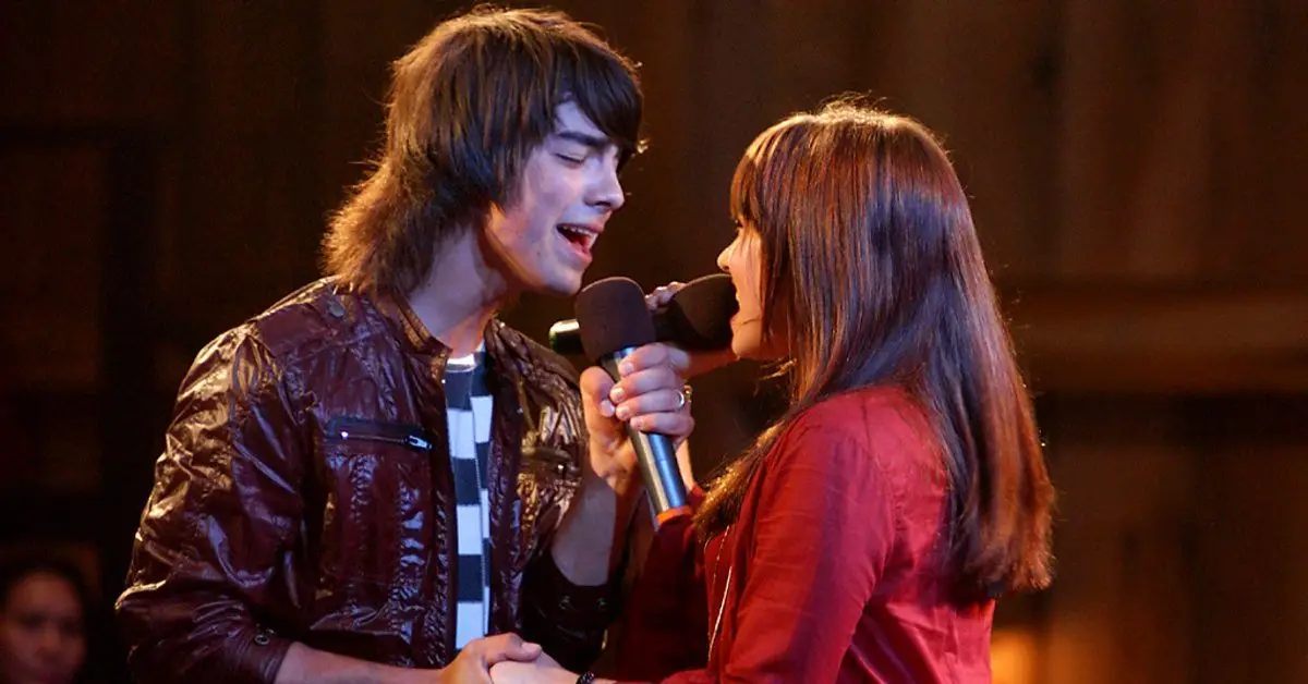 Joe Jonas y Demi Lovato de Camp Rock