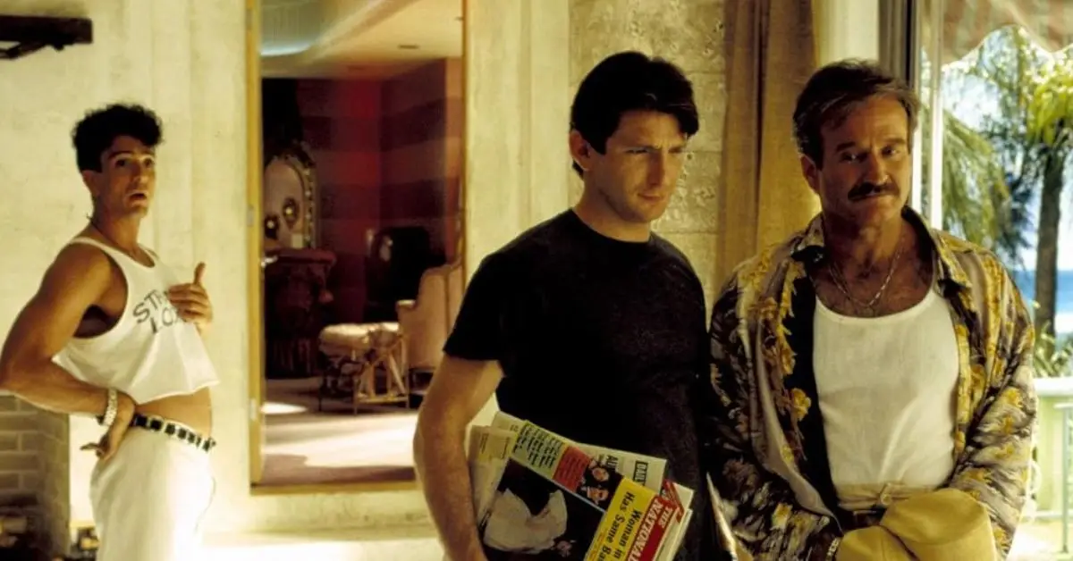 Robin Williams, Hank Azaria e Dan Futterman de The Birdcage