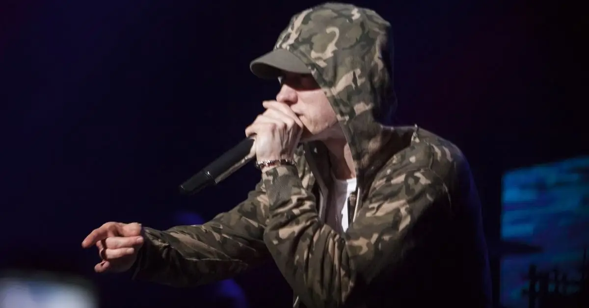 Eminem uppträder