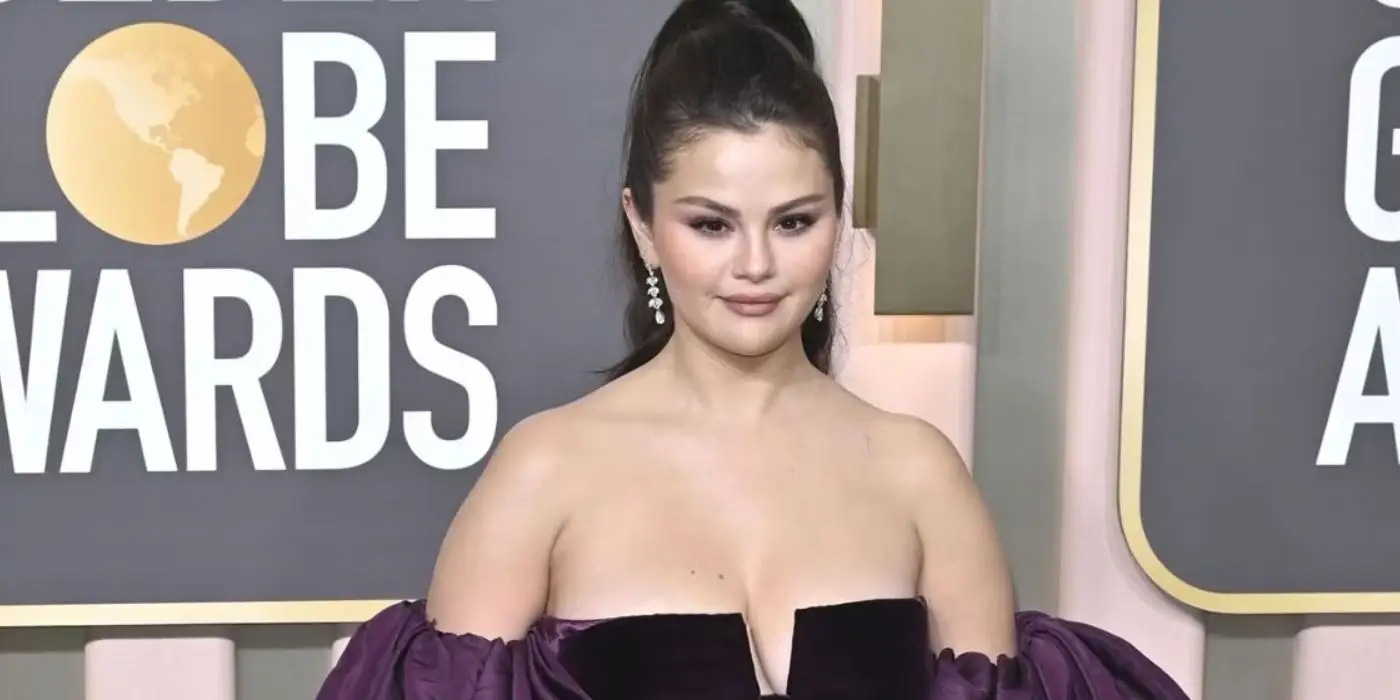 Selena Gomez no tapete vermelho