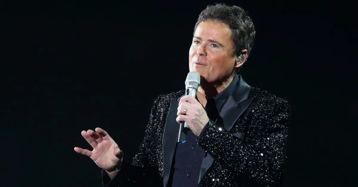 Donny Osmond se apresentando