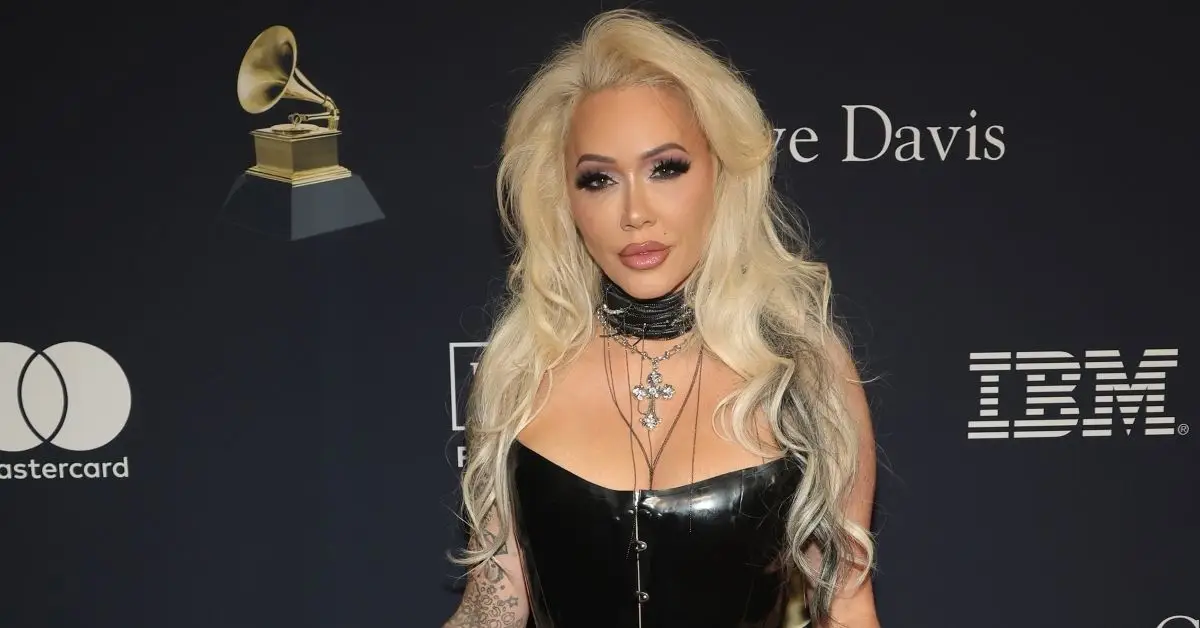 באני שו על השטיח האדום