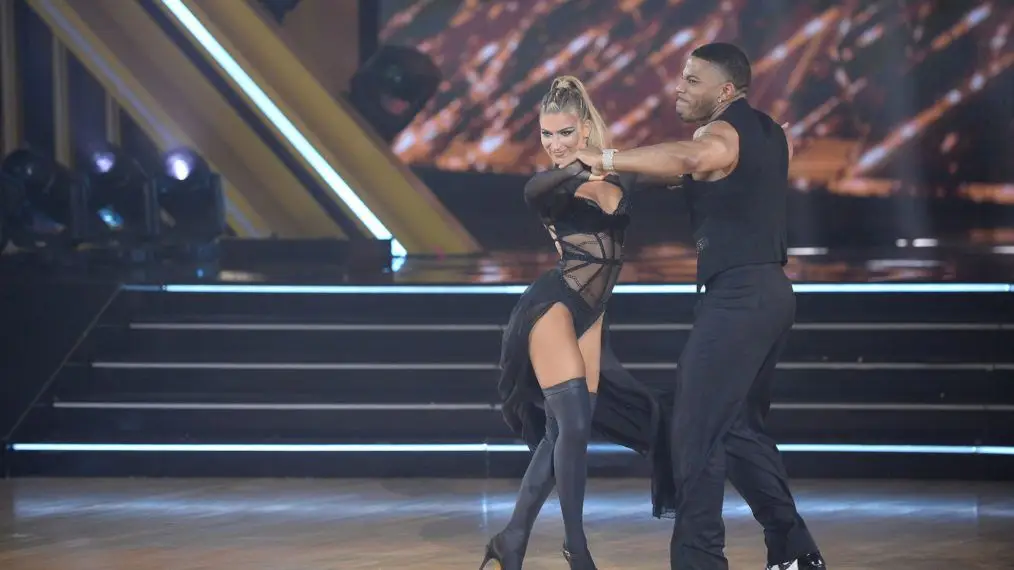 댄싱 위드 더 스타의 넬리