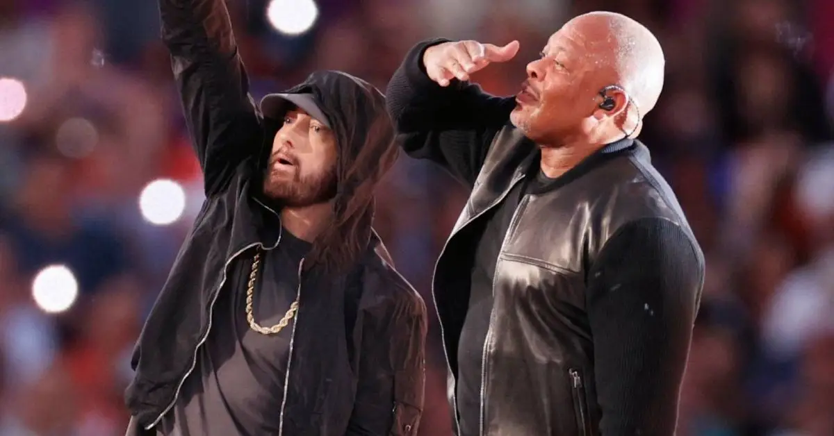 Eminem y Dr. Dre en el Super Bowl