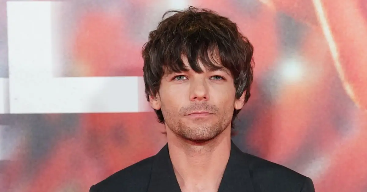 Louis Tomlinson på röda mattan