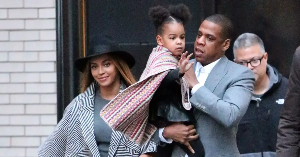 Blue Ivy Carter con i suoi genitori.