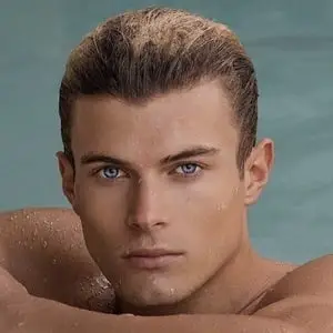 לאונרד סטוק