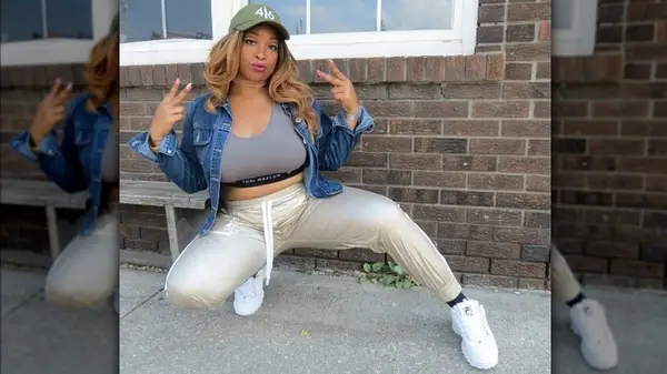 Woman wearing Toni Marlow bra