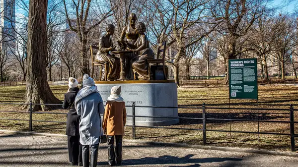 Statue of three historical women