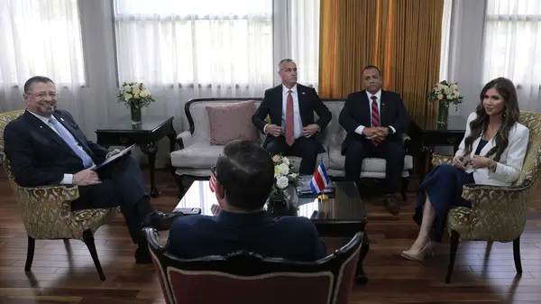 Corey Lewandowski joins Kristi Noem in a meeting with the officials of Costa Rica