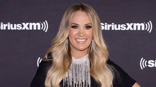 Carrie Underwood smiling