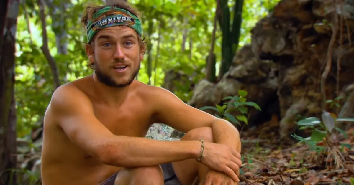 Zwycięzca JT Thomas Survivor