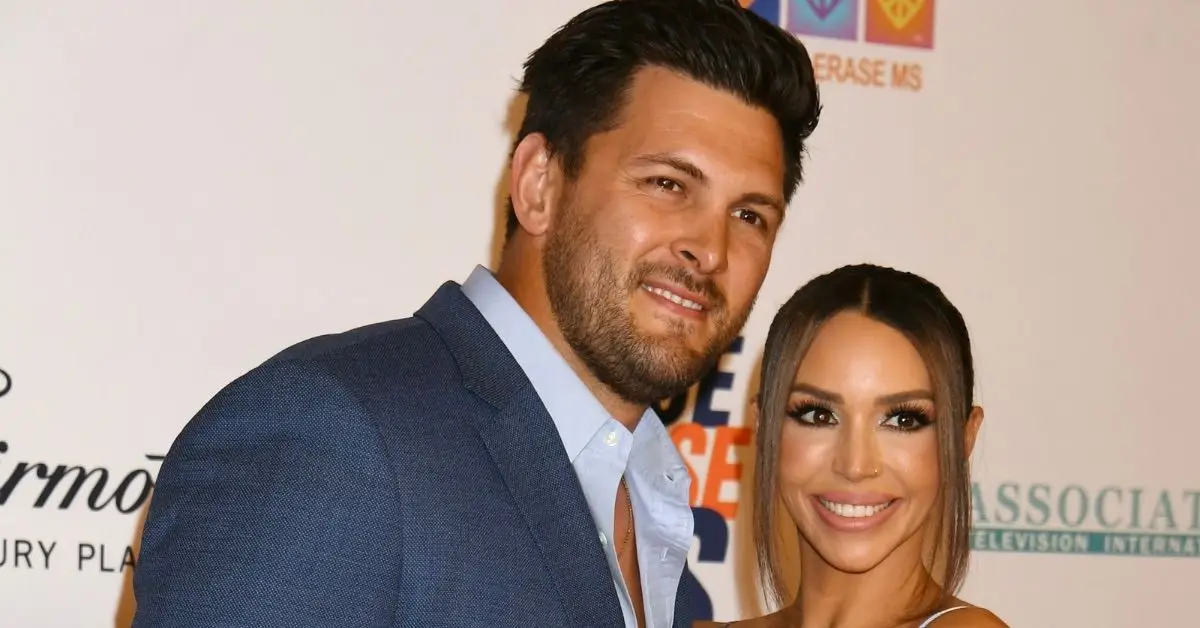 Brock Davies e sua esposa Scheana Shay