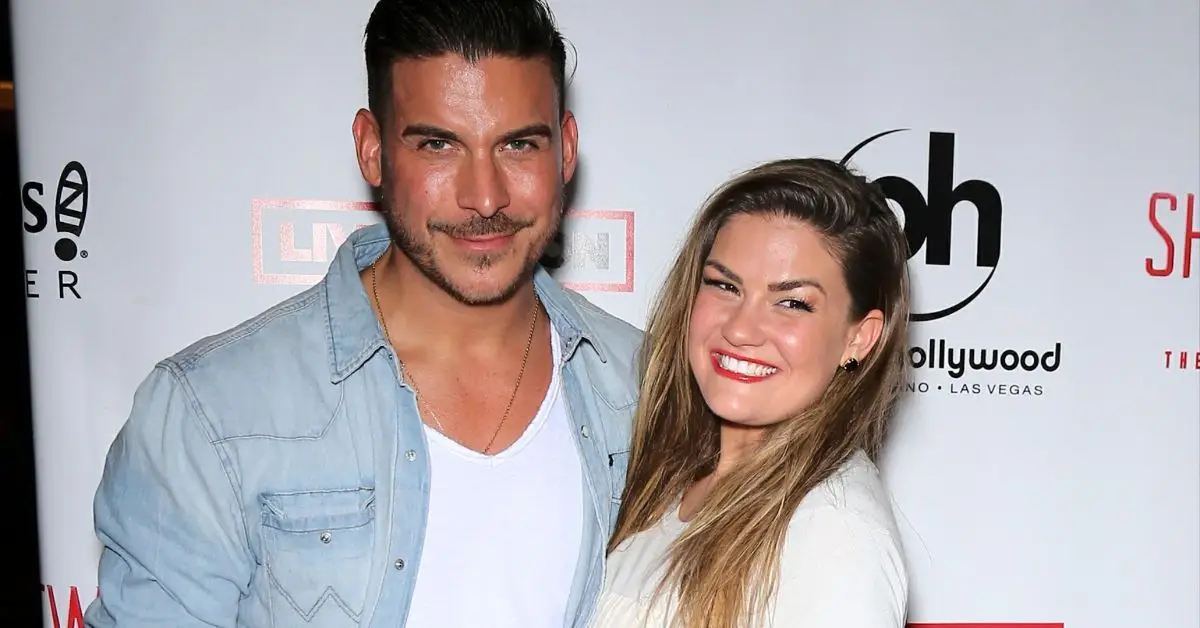 Brittany Cartwright a Jax Taylor sa usmievajú