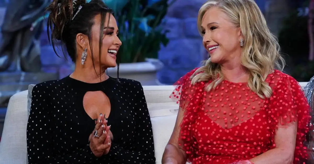 Quem tem maior patrimônio líquido Kathy Hilton ou Kyle Richards?