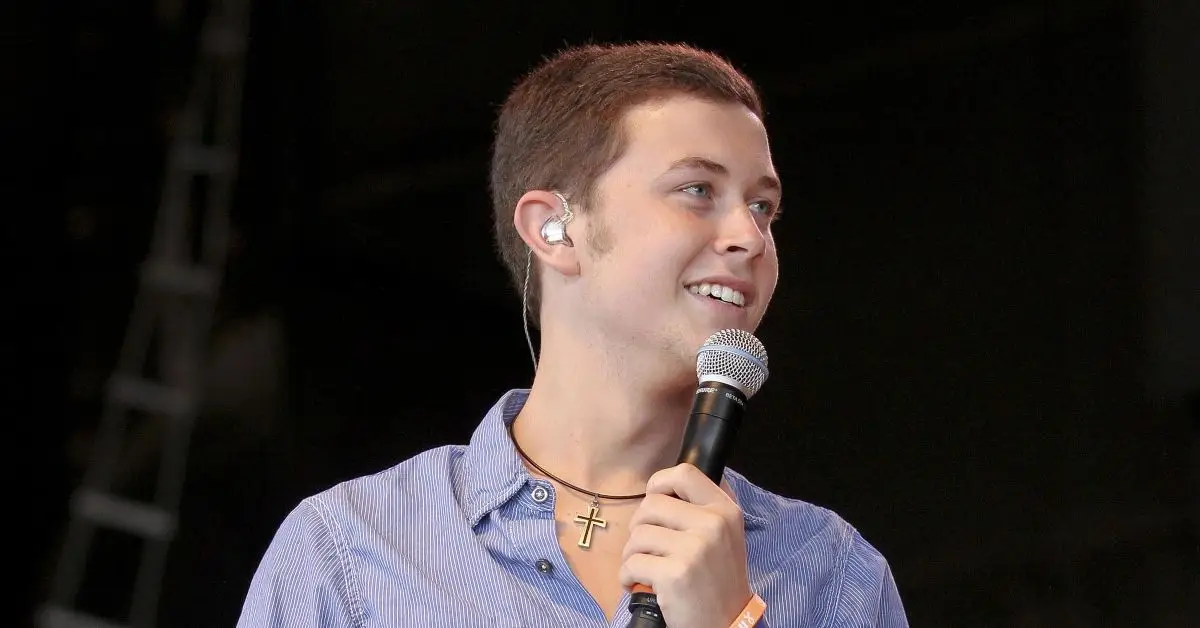 スコッティ・マクリーリーのパフォーマンス