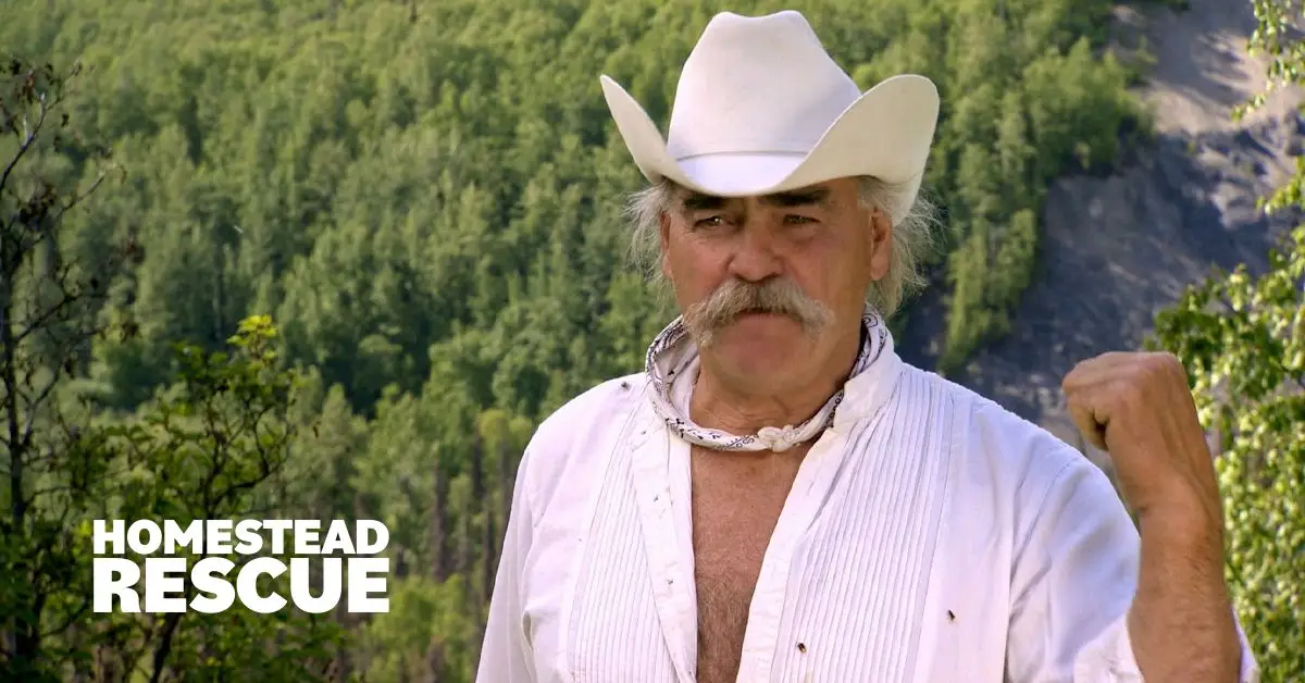 농가 구조팀의 마티가 돈을 받는 곳과 실제로 개조 비용을 지불하는 사람