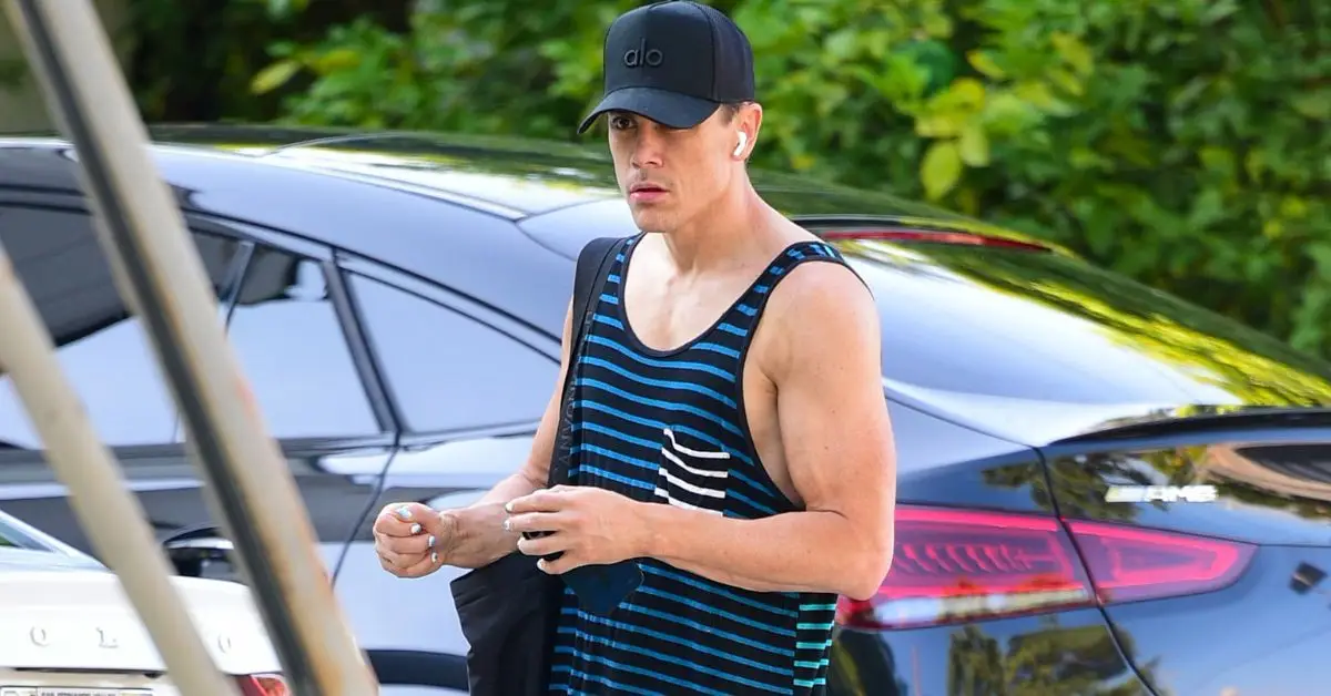 Tom Sandoval al seu cotxe