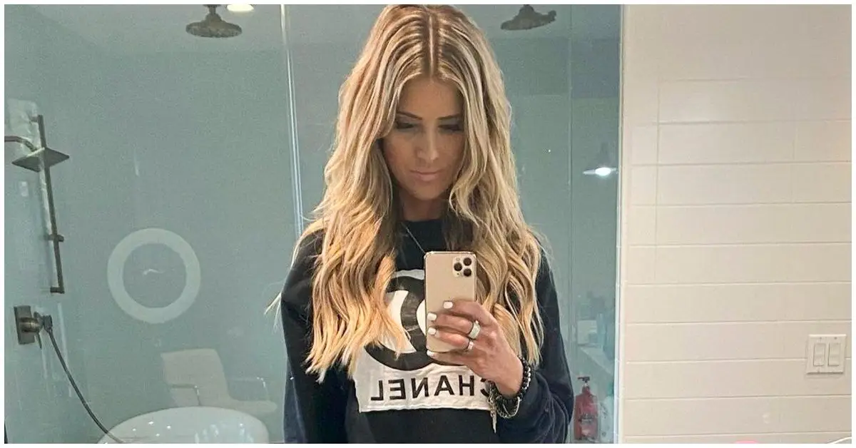 Quanto guadagna Christina Hall da Christina On The Coast?