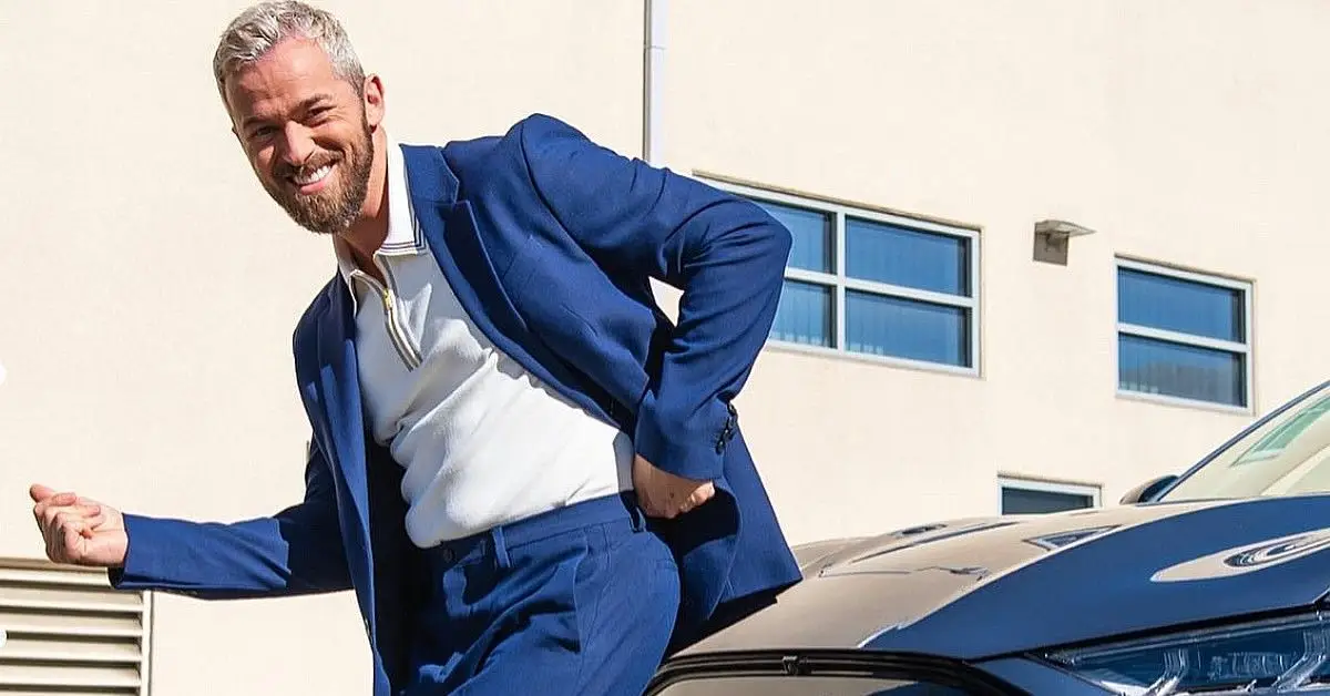 Wie hat der Profitänzer Artem Chigvintsev ein so großes Vermögen verdient?