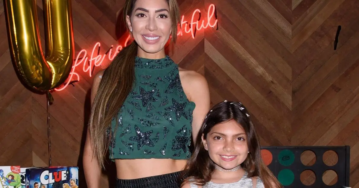 Farrah Abraham과 딸 Sophia Laurent의 관계는 십대가 된 이후 급격히 변했습니다.