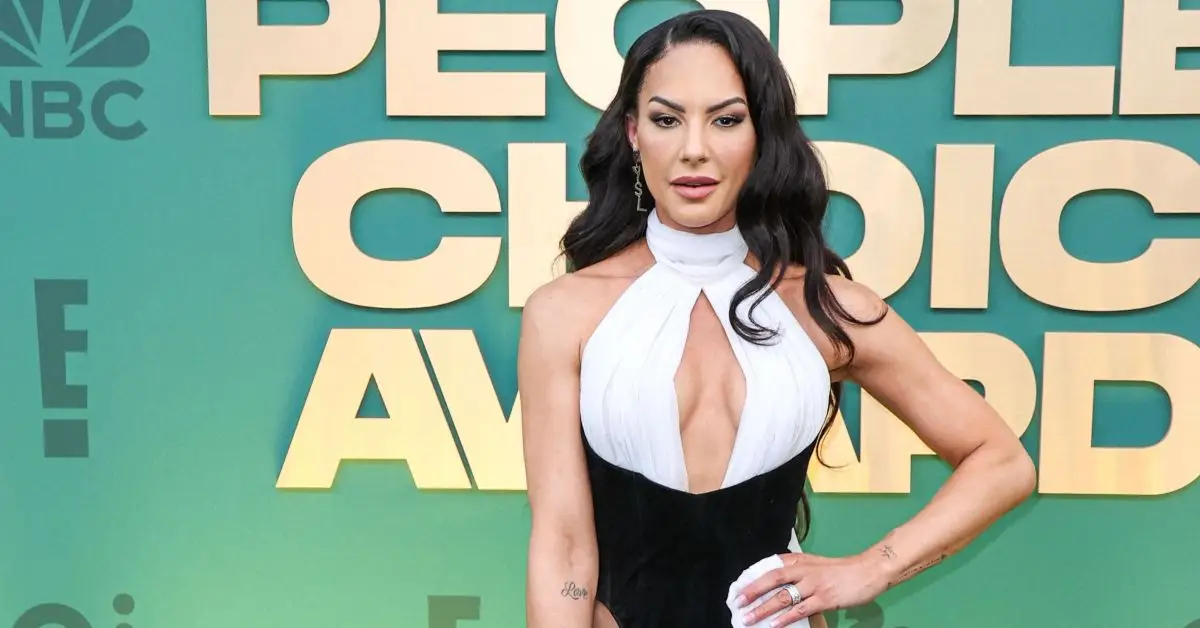 Amanza Smith na czerwonym dywanie