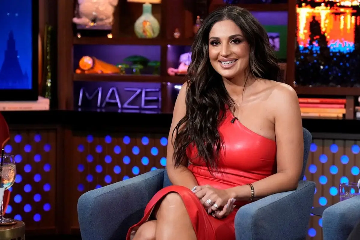 WWHL의 레바 보나파르트