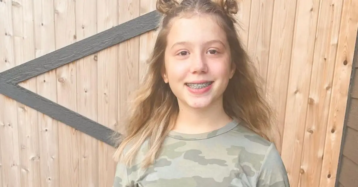 Aubree Skye Lind DeBoer ler