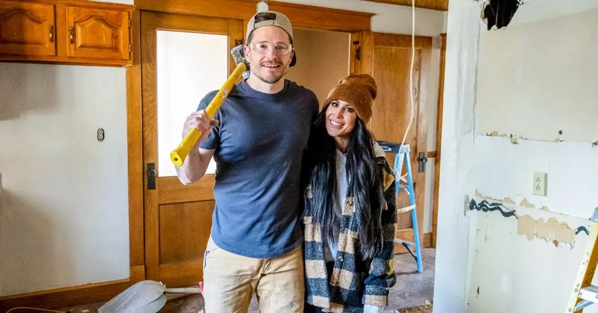 Chelsea Houska DeBoer och Cole DeBoer filmar Down Home Fab