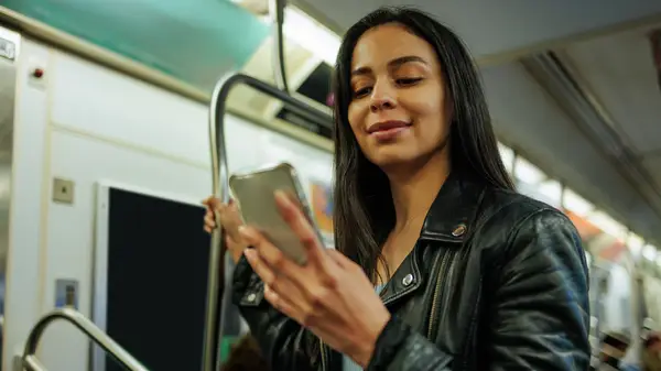 プロのようにセクスティングを始める方法（たとえ気まずく感じても）