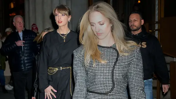 Taylor Swift and Brittany Mahomes