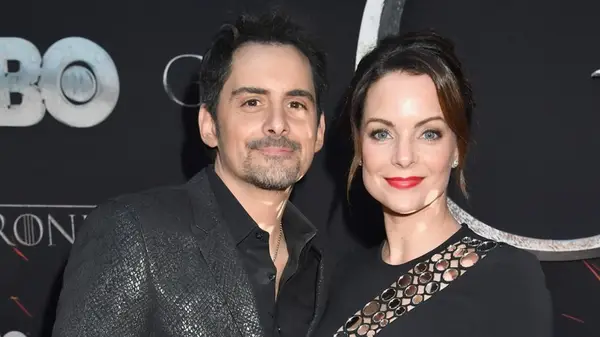 Brad Paisley and Kimberly Williams-Paisley on the red carpet together