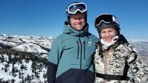 Candace Cameron Bure and Valeri Bure skiing